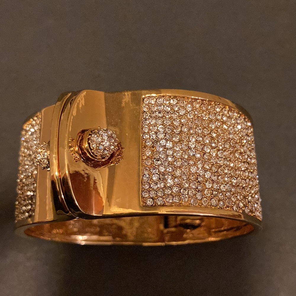 Kara Ross shirt cuff bracelet